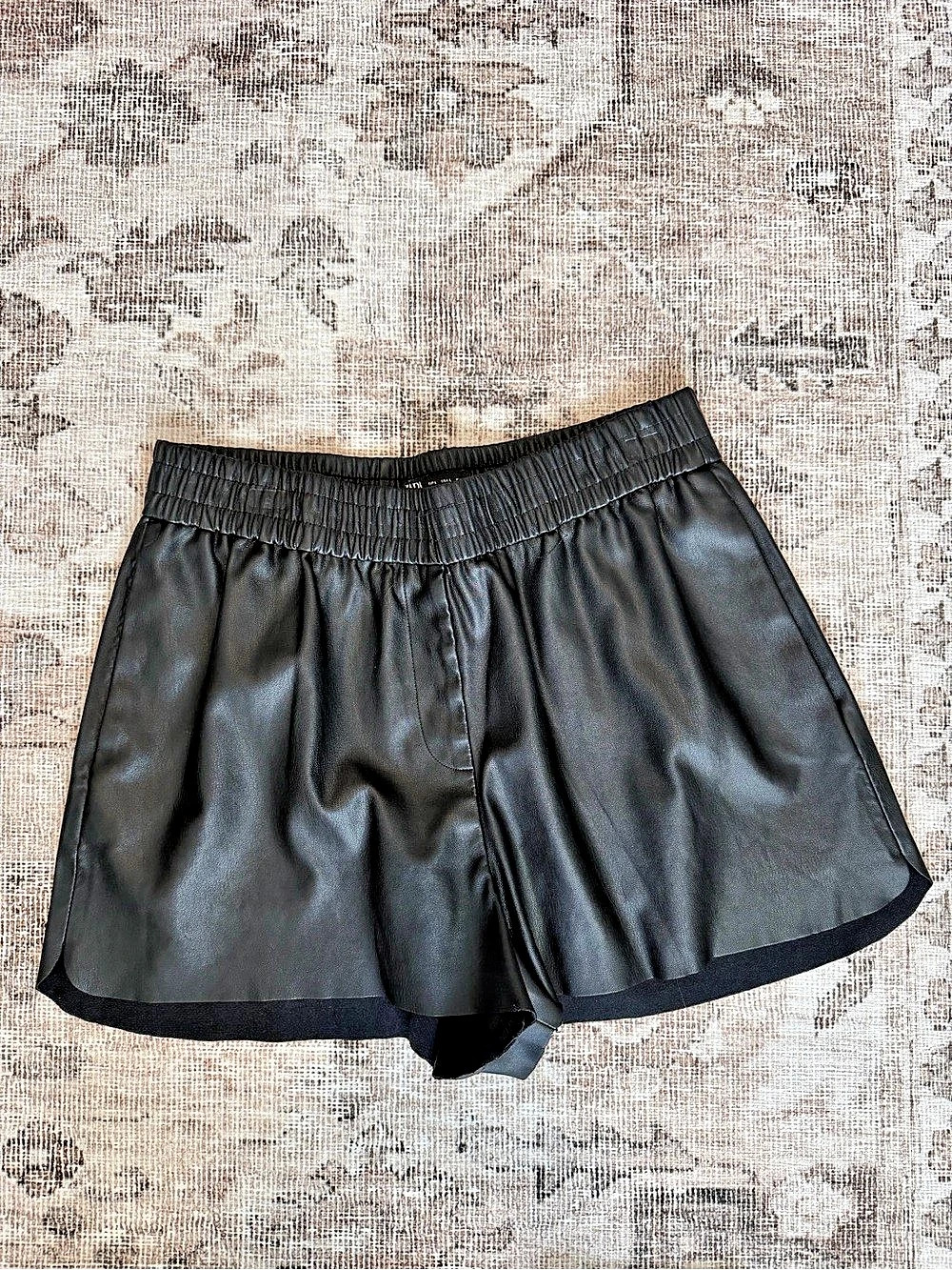 Zara Faux Leather High Waist Shorts in Black Size Large